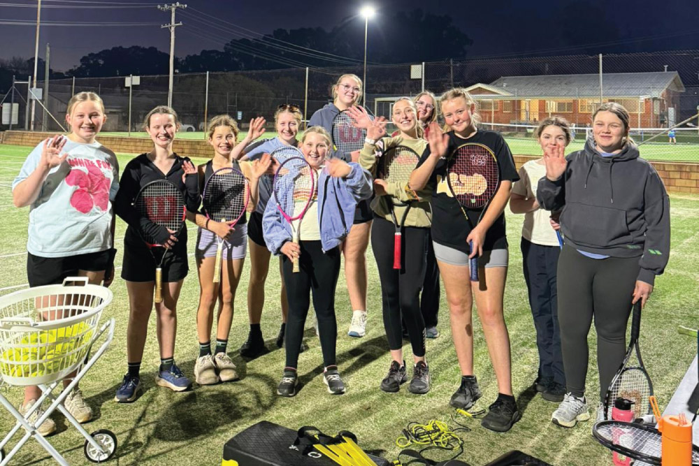 All Girls Tennis Squad